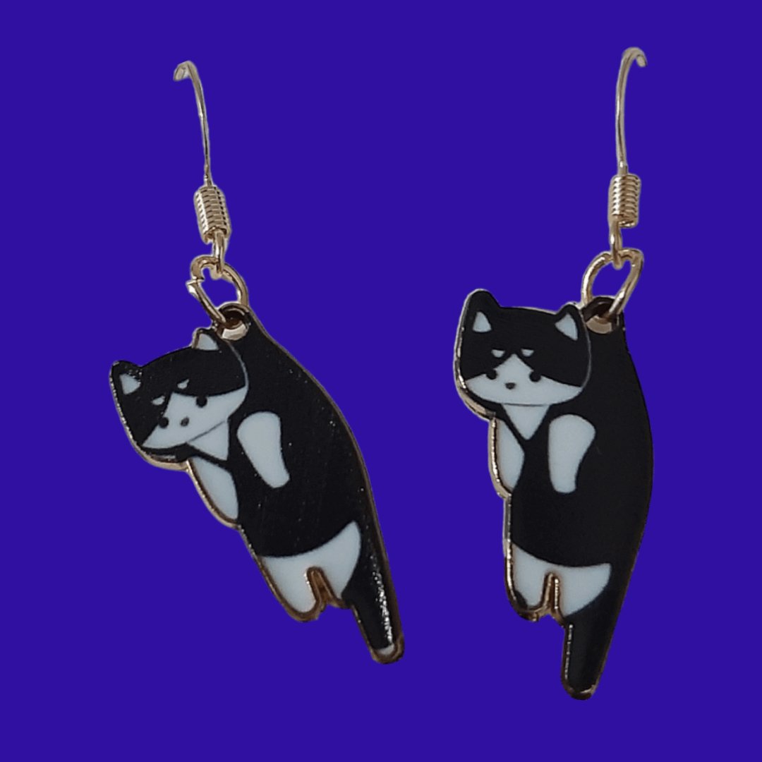 Aretes Gato Negro - Diversa Coleccion