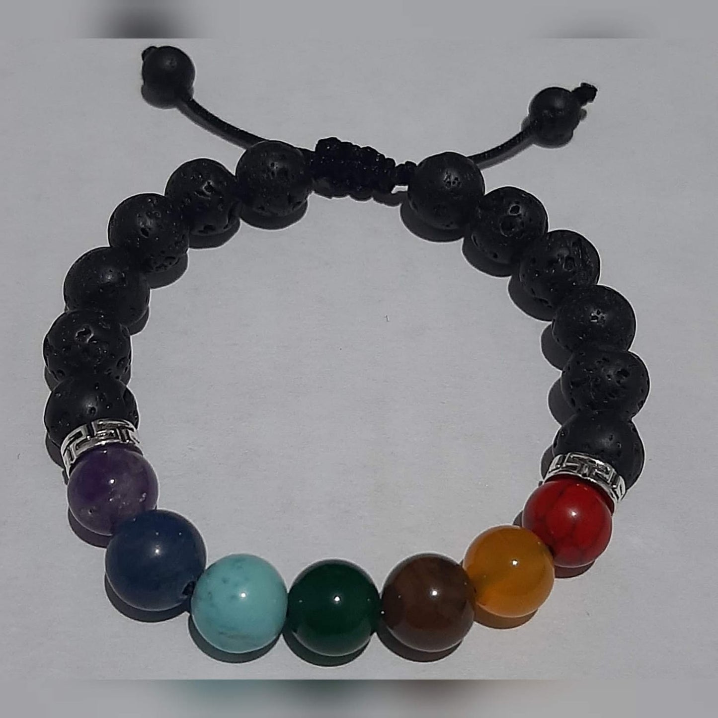 Pulsera 7 chakras & Piedra Volcánica - Diversa Colección