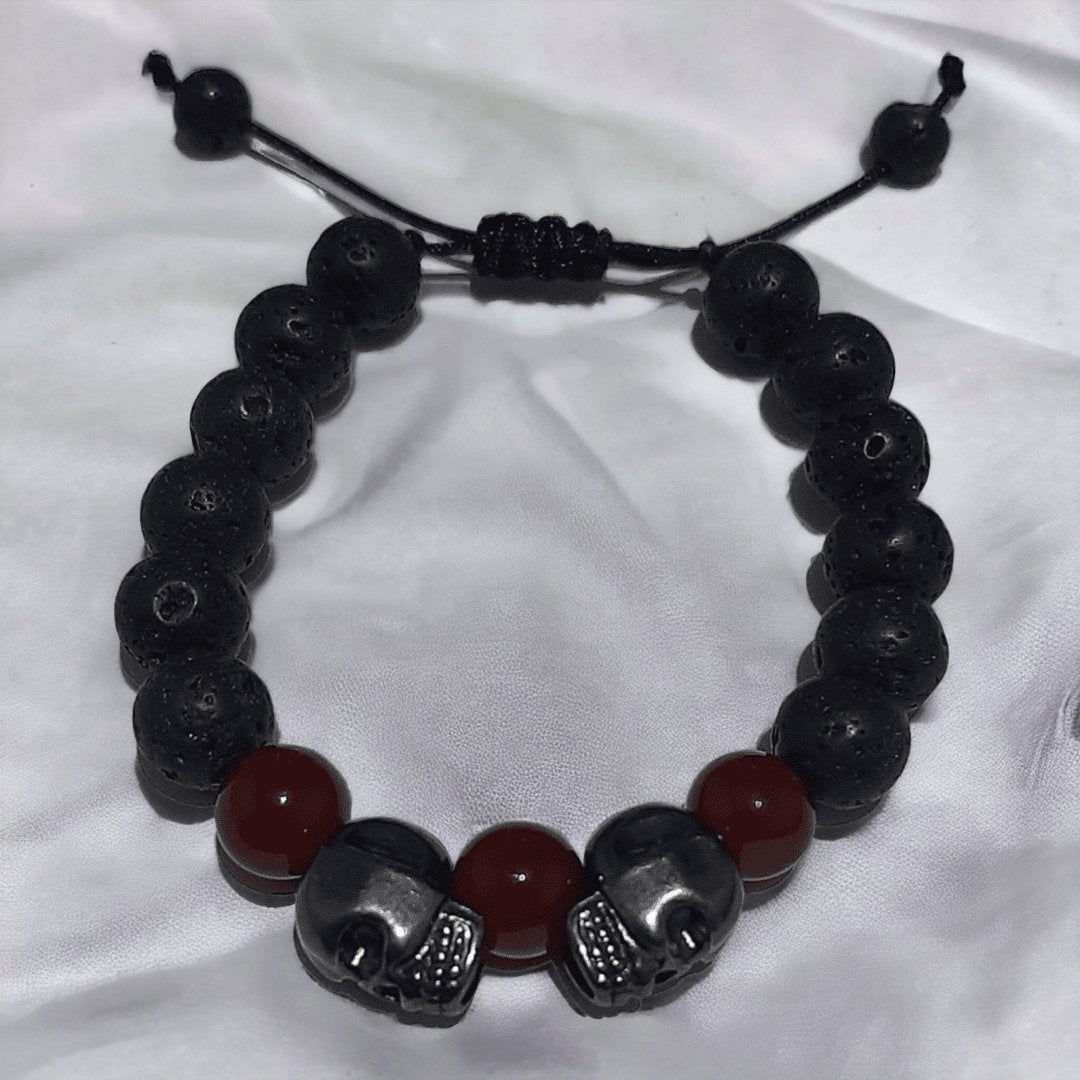 Pulsera Doble Cráneo Piedra Volcánica - Diversa Colección