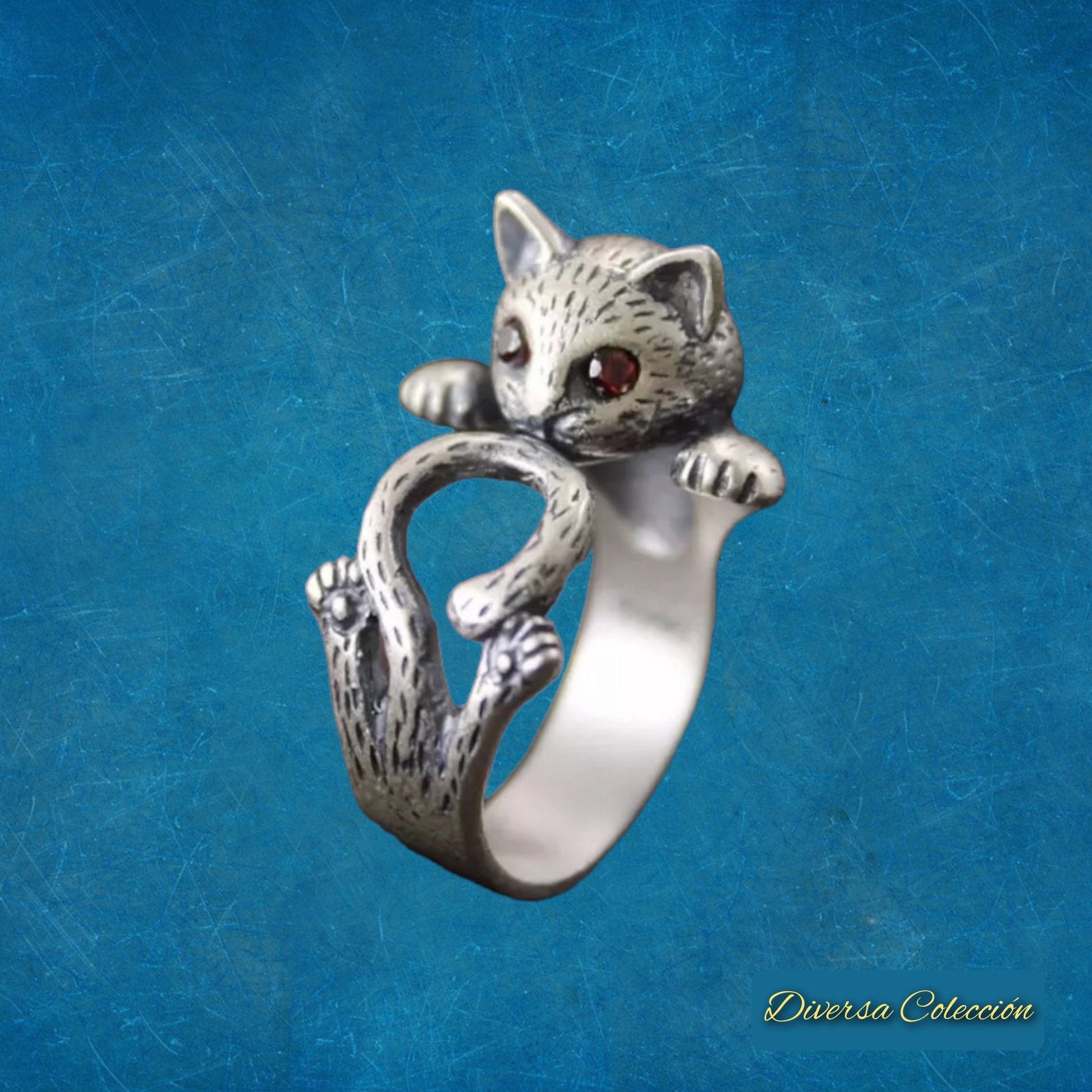 Anillo Gato Ojos Rubí - Diversa Colección