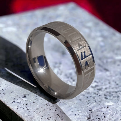 Anillo Runas Plateado - Diversa Colección