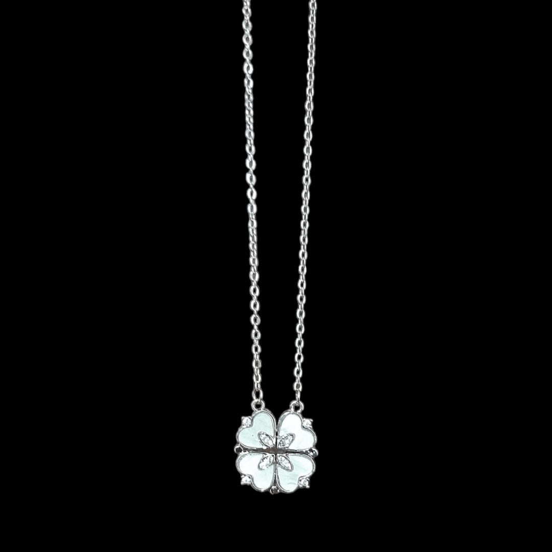 Collar Colgante Trébol & Corazón Blanco - Diversa Coleccion