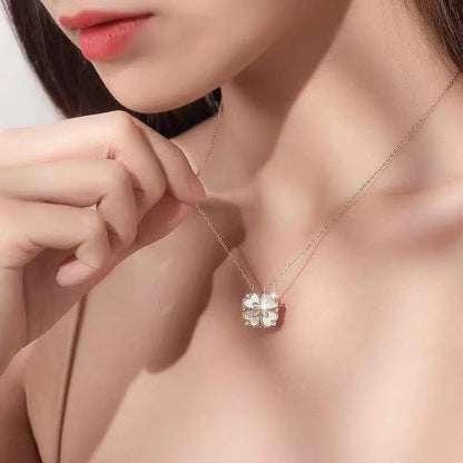 Collar Colgante Trébol & Corazón Blanco - Diversa Coleccion