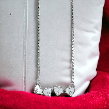 Collar Colgante Trébol & Corazón Blanco
