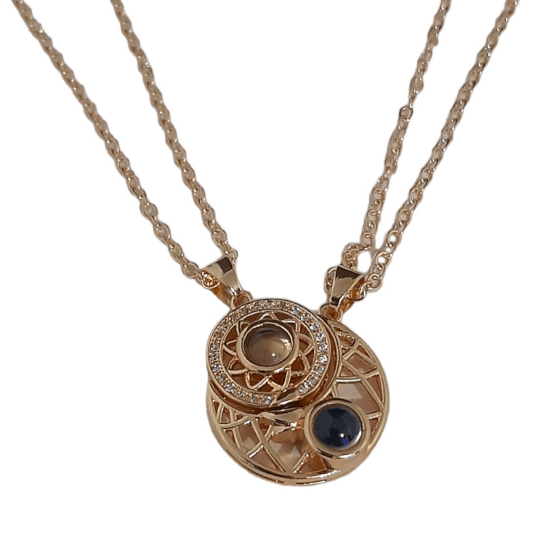 Collar Sol y Luna Proyección 100 Idiomas Gold - Diversa Colección