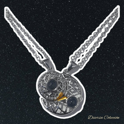 Collar Sol y Luna Proyección 100 Idiomas Plateado 2 - Diversa Colección