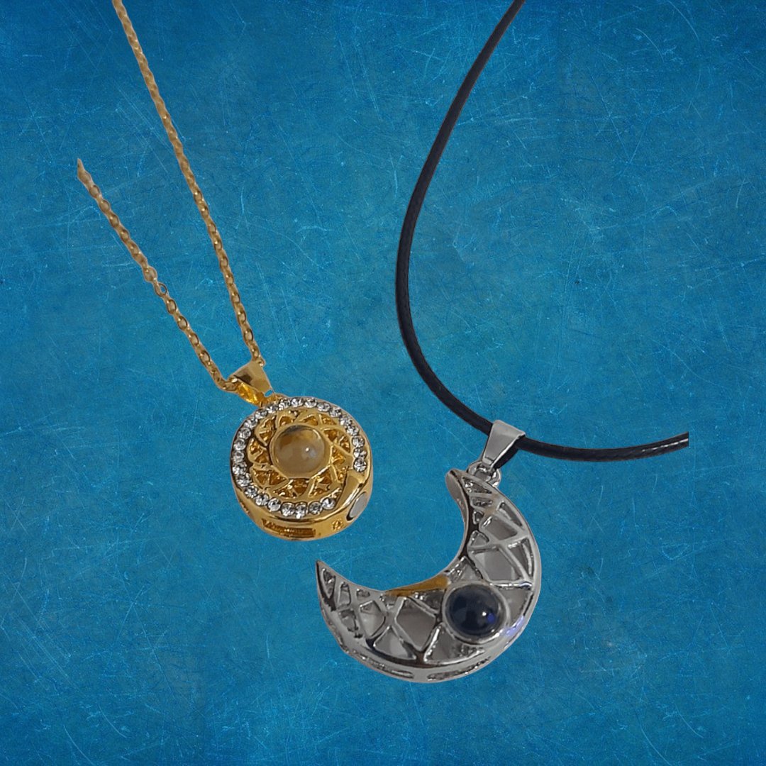 Collar Sol y Luna Proyección 100 Idiomas Plated & Gold - Diversa Colección